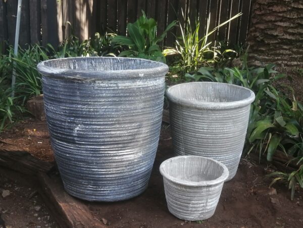 Ridged Round Pots